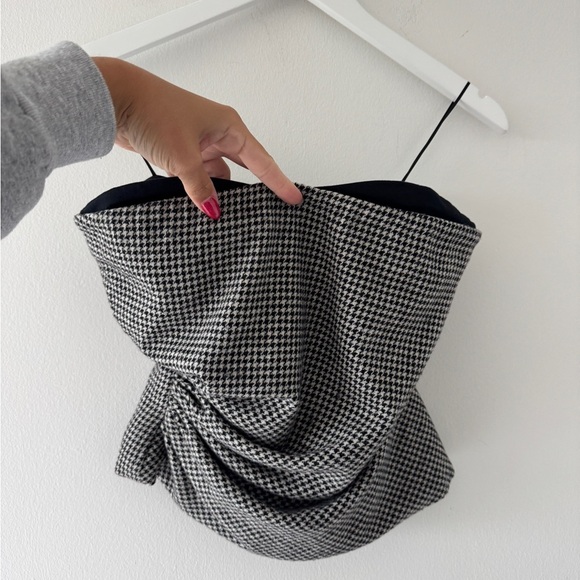 REFORMATION Haylee Top 6 - Picture 5 of 9